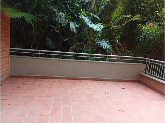Apartamento en Arriendo en Castropol, Medellín