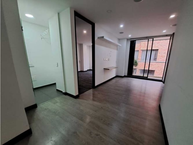 Apartaestudio en venta en El Virrey, Bogotá, 63 m² · foto 2 de 24
