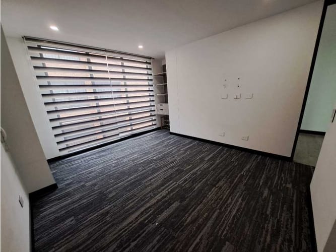 Apartaestudio en venta en El Virrey, Bogotá, 63 m² · foto 9 de 24