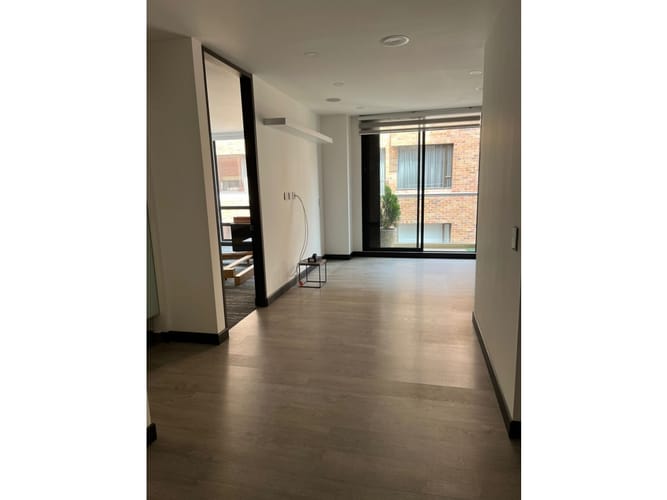 Apartaestudio en venta en El Virrey, Bogotá, 63 m² · foto 11 de 24