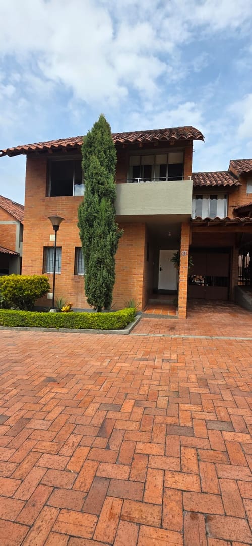 Casa de 3 alcobas en venta en Centenario, Pereira, 220 m² · foto 16 de 18