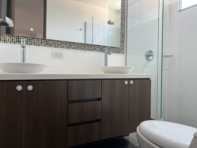 Apartamento de 3 alcobas en arriendo en El Diamante 2, Envigado, 120 m² · foto 17 de 18