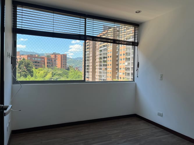Apartamento de 3 alcobas en arriendo en El Diamante 2, Envigado, 120 m² · foto 11 de 18