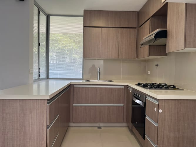 Apartamento de 3 alcobas en arriendo en El Diamante 2, Envigado, 120 m² · foto 5 de 18