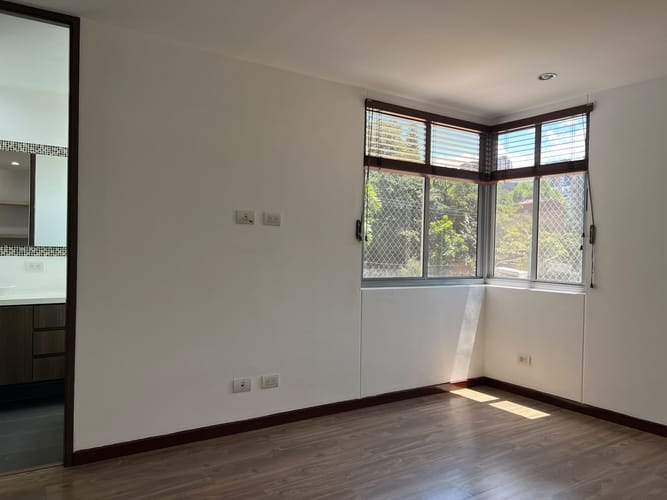 Apartamento de 3 alcobas en arriendo en El Diamante 2, Envigado, 120 m² · foto 12 de 18