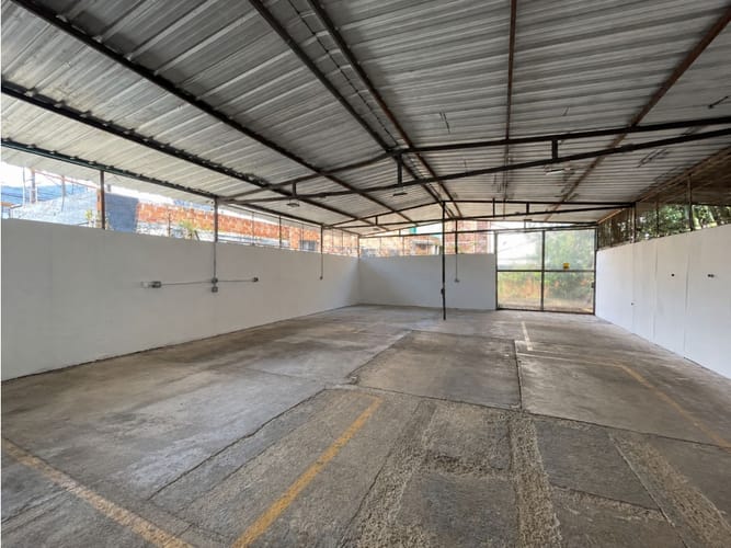 Bodega en arriendo en San Agustin, La Estrella, 330 m² · foto 8 de 11