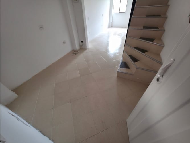 Apartamento de 2 alcobas en arriendo en Miraflores, Medellín, 68 m² · foto 4 de 16
