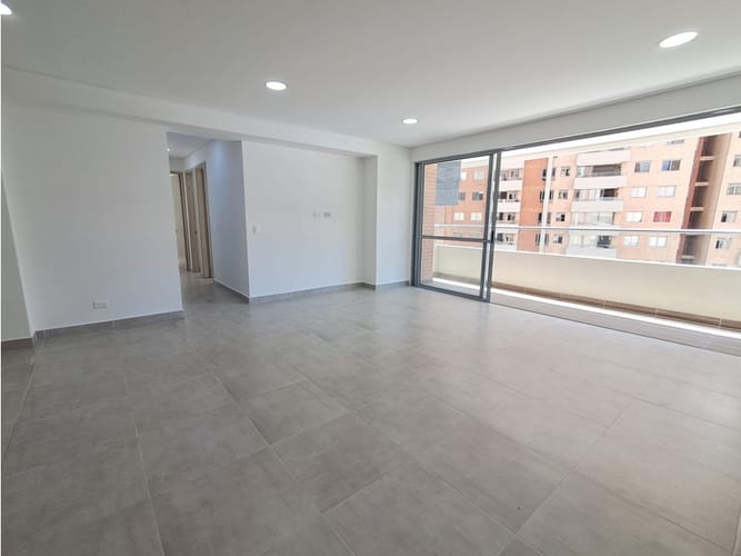 Apartamento de 3 alcobas en arriendo en Fabricato, Bello, 95 m² · foto 5 de 19