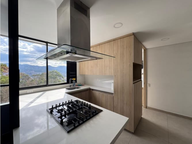 Apartamento de 3 alcobas en arriendo en Las Palmas, Medellín, 100 m² · foto 3 de 20