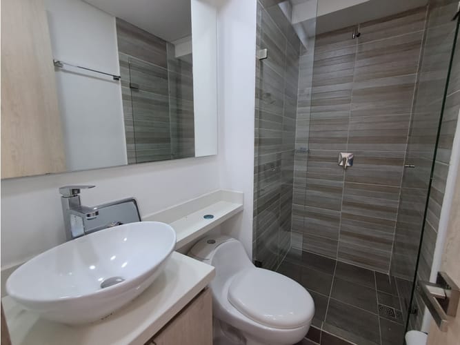 Apartamento de 3 alcobas en arriendo en Fabricato, Bello, 95 m² · foto 15 de 19