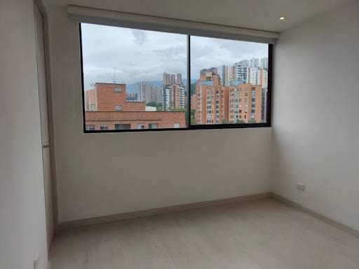Apartamento de 3 alcobas en arriendo en Castropol, Medellín, 107 m² · foto 7 de 22