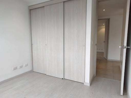 Apartamento de 3 alcobas en arriendo en Castropol, Medellín, 107 m² · foto 16 de 22
