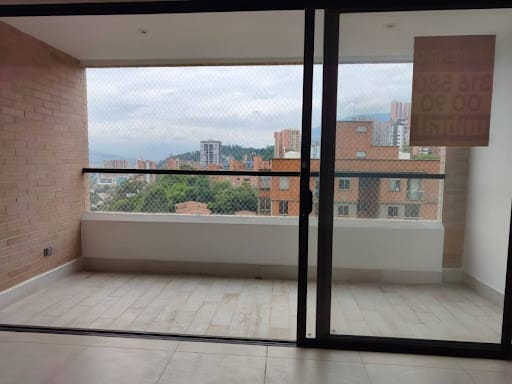 Apartamento de 3 alcobas en arriendo en Castropol, Medellín, 107 m² · foto 21 de 22