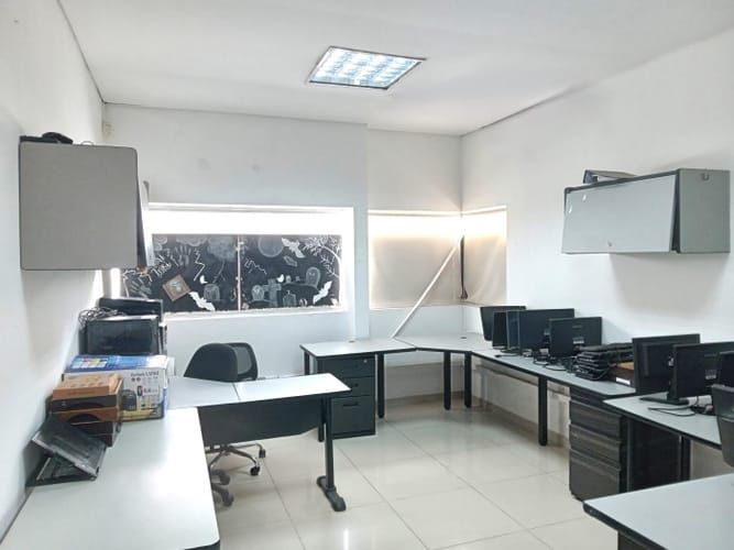Edificio en venta en La Flora, Cali, 620 m² · foto 2 de 24