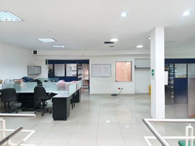 Edificio en venta en La Flora, Cali, 620 m² · foto 10 de 24