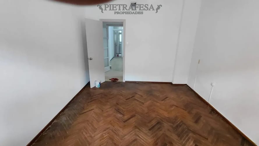 Apartamento en alquiler, 1 dormitorio, 1 baño, patio. Parque Rodó. · Foto 4