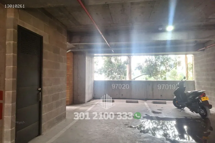 Apartamento de 3 alcobas en arriendo en Las Palmas, Medellín, 76 m² · foto 23 de 24