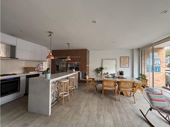 Apartamento de 3 alcobas en arriendo en Santa Paula, Bogotá, 140 m² · foto 2 de 24