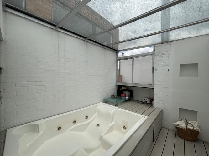 Apartamento de 3 alcobas en arriendo en Santa Paula, Bogotá, 140 m² · foto 24 de 24