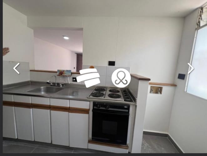 Apartamento de 1 alcoba en venta en Loma De Los Bernal, Medellín, 39 m² · foto 7 de 7