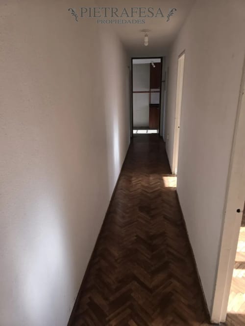 Apartamento en alquiler, 3 dormitorios, 1 baño balcón, garaje doble. Reducto. · Foto 5