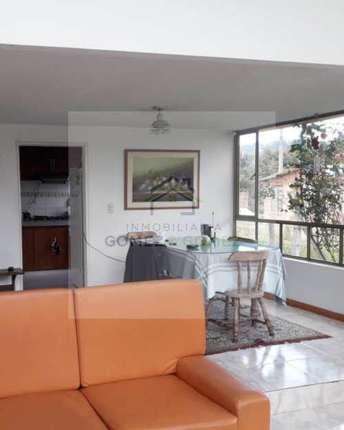Casa de 3 alcobas en venta en Villa Olimpica, Chía, 180 m² · foto 4 de 8