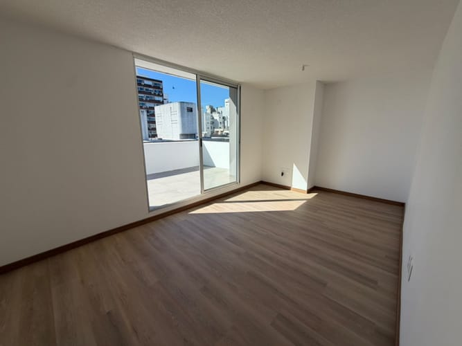 ALQUILER APARTAMENTO DE 1 DORMITORIO EN CORDÓN - PISO 10 AL FRENTE CON ESPECTACULAR TERRAZA PRIVADA · Photo 4