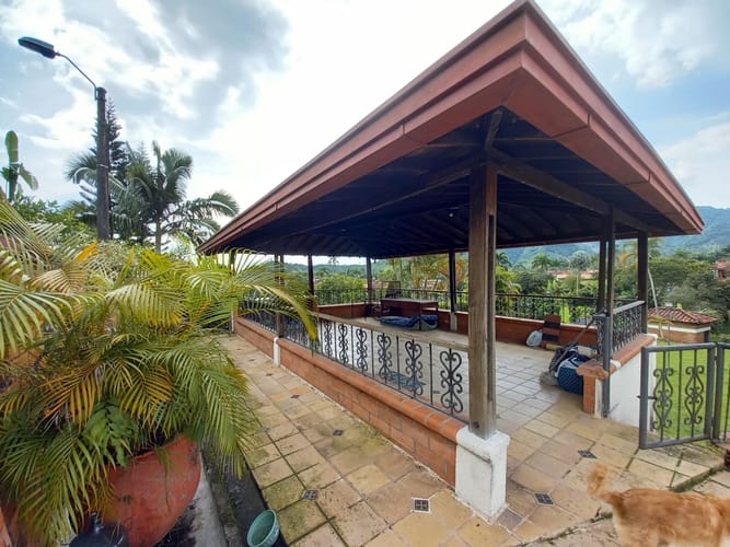 Casa de 3 alcobas en venta en Combia, Pereira · foto 2 de 16