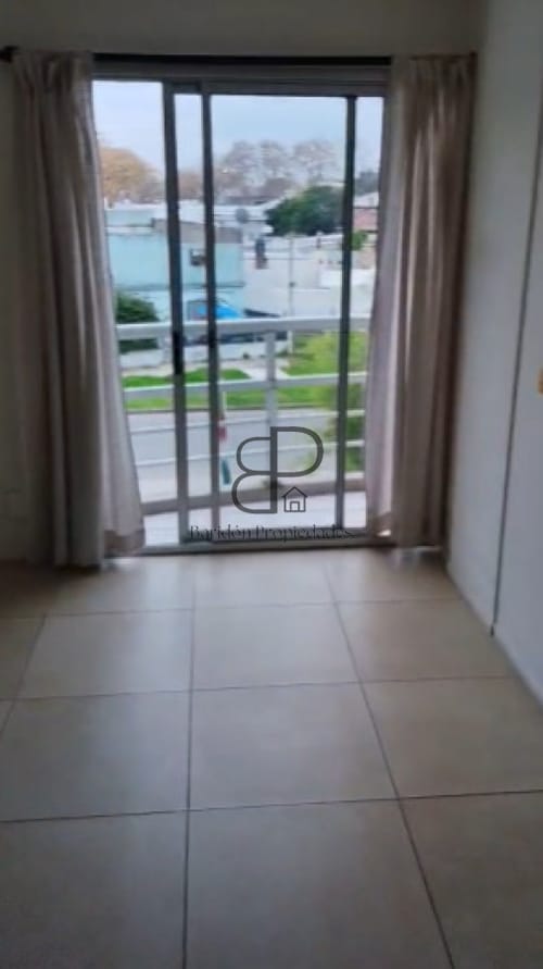 Alquiler o Venta Apartamento 1 Dormitorio Brazo Oriental · Foto 3