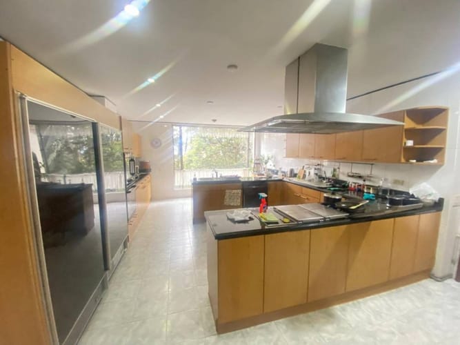 Apartamento de 4 alcobas en venta en Cerros De Suba, Bogotá, 440 m² · foto 9 de 24