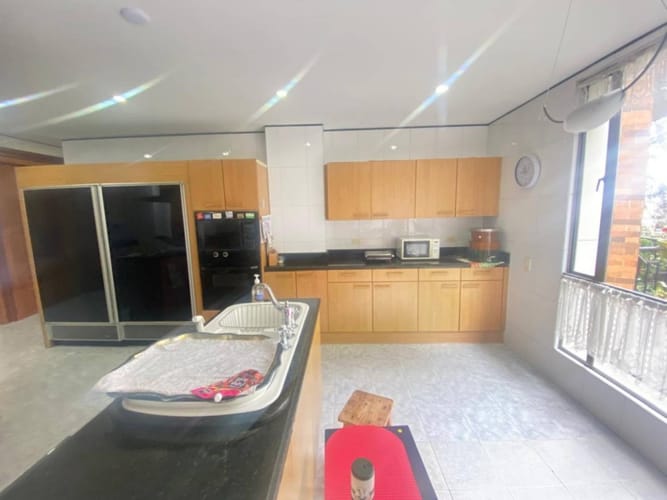 Apartamento de 4 alcobas en venta en Cerros De Suba, Bogotá, 440 m² · foto 13 de 24