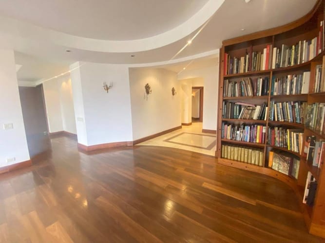 Apartamento de 4 alcobas en venta en Cerros De Suba, Bogotá, 440 m² · foto 21 de 24