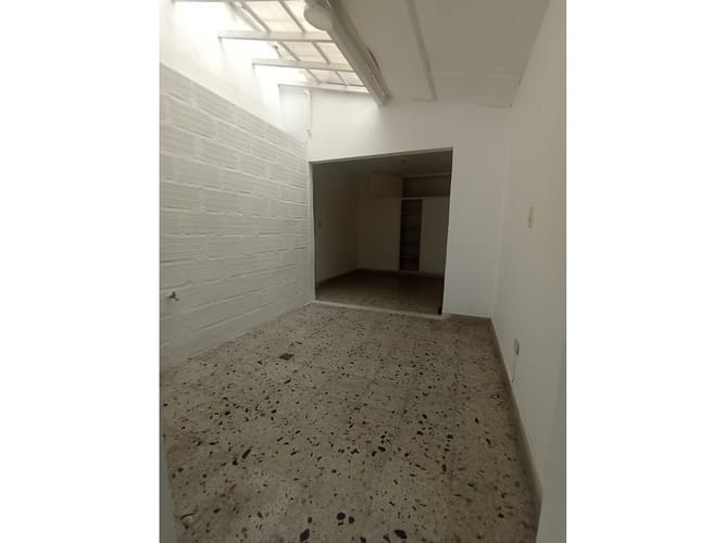 Local en arriendo en Lorena, Medellín, 40 m² · foto 8 de 18
