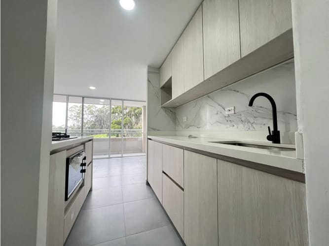 Apartamento de 2 alcobas en arriendo en La Ferreira, La Estrella, 64 m² · foto 6 de 20