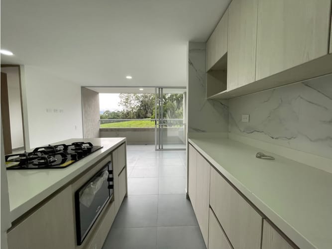 Apartamento de 2 alcobas en arriendo en La Ferreira, La Estrella, 64 m² · foto 8 de 20