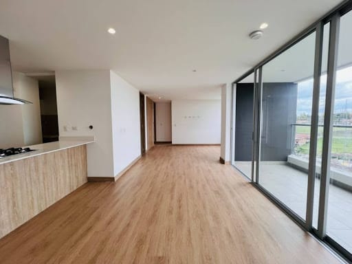 Apartamento de 2 alcobas en arriendo en El Porvenir, Rionegro, 89 m² · foto 5 de 21
