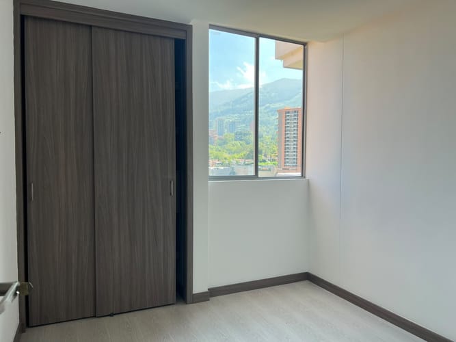 Apartamento de 3 alcobas en arriendo en Loma El Atravesado, Envigado, 90 m² · foto 14 de 19