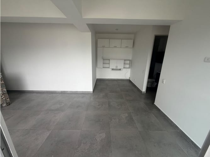 Apartamento de 3 alcobas en arriendo en Aves Maria, Sabaneta, 754 m² · foto 9 de 24