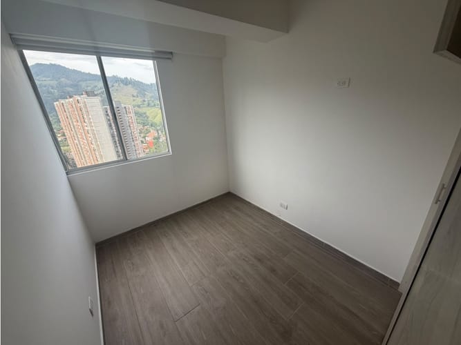 Apartamento de 3 alcobas en arriendo en Aves Maria, Sabaneta, 754 m² · foto 11 de 24