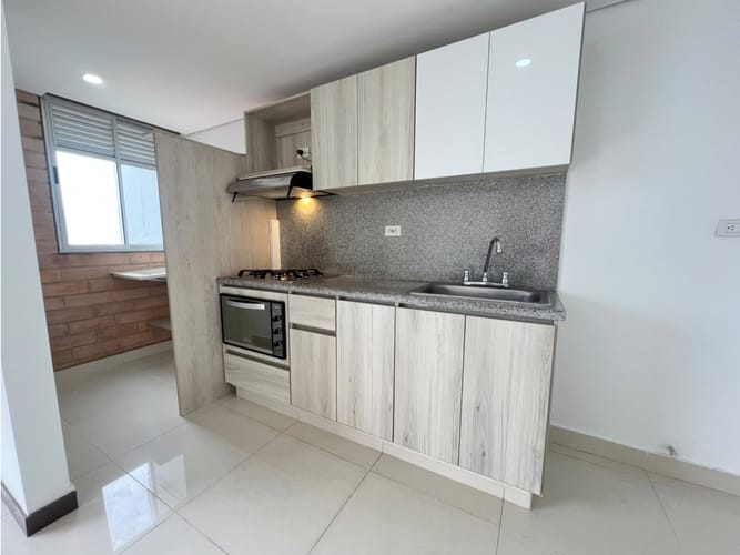 Apartamento de 2 alcobas en arriendo en Aves Maria, Sabaneta, 60 m² · foto 2 de 19