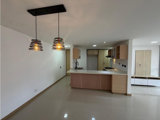 Apartamento en arriendo en San Jose, Sabaneta, 93 m² · foto 8 de 24