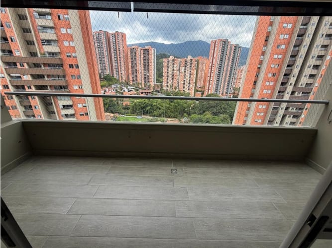 Apartamento en arriendo en San Jose, Sabaneta, 93 m² · foto 9 de 24