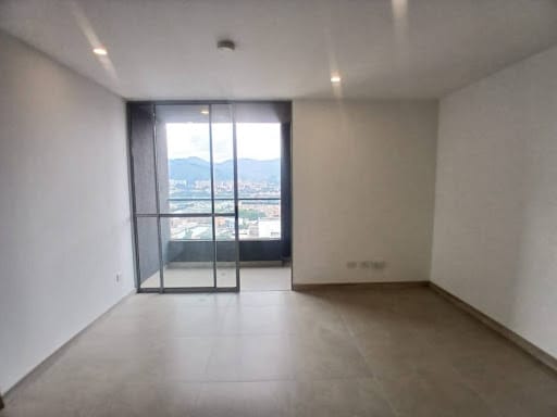 Apartamento de 2 alcobas en arriendo en Ciudad Del Río, Medellín, 70 m² · foto 2 de 9