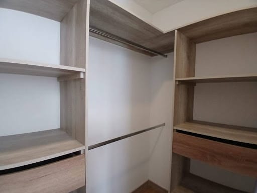 Apartamento de 2 alcobas en arriendo en Ciudad Del Río, Medellín, 70 m² · foto 6 de 9