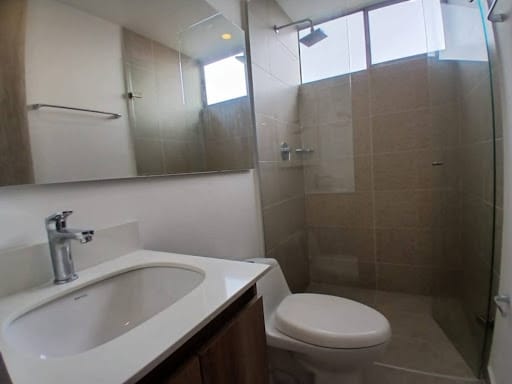 Apartamento de 2 alcobas en arriendo en Ciudad Del Río, Medellín, 70 m² · foto 7 de 9