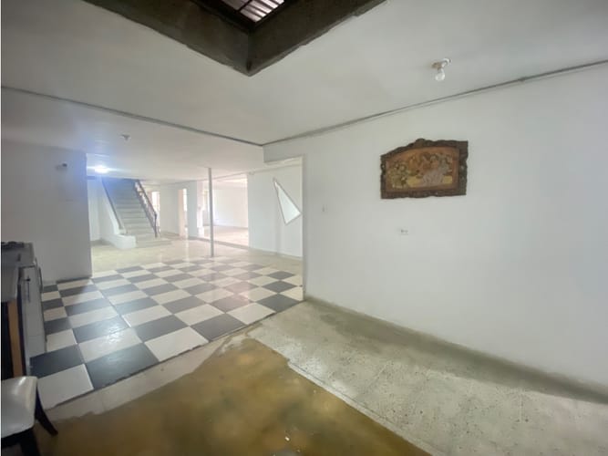 Local en arriendo en Simon Bolivar, Medellín, 460 m² · foto 5 de 24