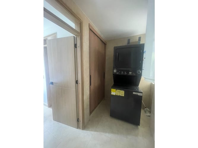Casa de 4 alcobas en arriendo en El Poblado, Medellín, 990 m² · foto 12 de 24