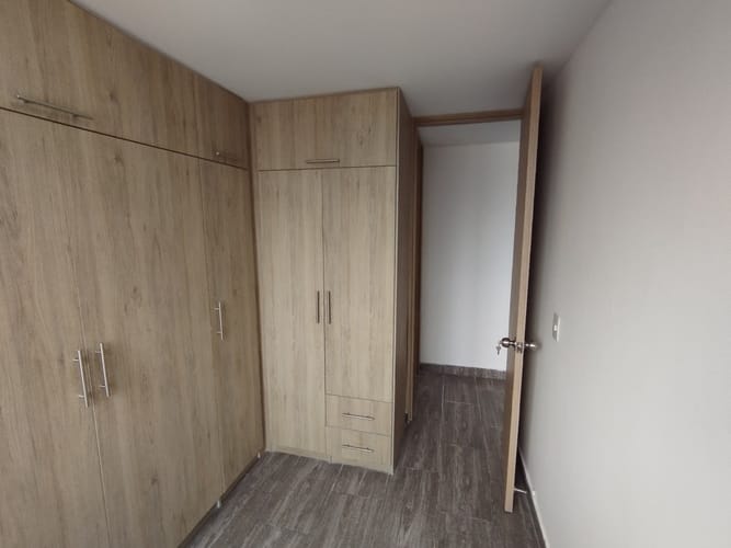 Apartamento de 3 alcobas en venta en Niquia, Bello, 58 m² · foto 8 de 15