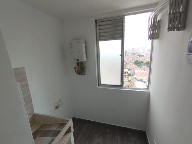 Apartamento de 3 alcobas en venta en Niquia, Bello, 58 m² · foto 14 de 15