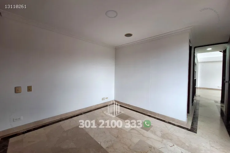 Apartamento de 3 alcobas en arriendo en Patio Bonito, Medellín, 121 m² · foto 13 de 24